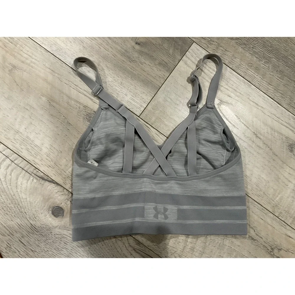 Under Armour Seamless V-Neck Sports Bra Gray Strappy Back Small SM/P/CH